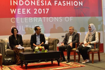 Indonesia Fashion Week 2017 Kembali Hadir di Jakarta