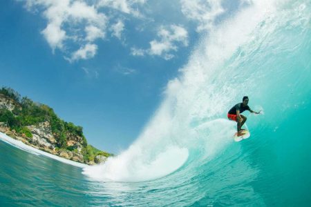 Rekomendasi Pantai Surfing di Bali Cocok Untuk Pemula
