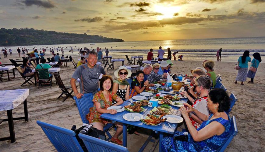 Nikmati Kelezatan 8 Tempat Makan Seafood Terpopuler di Bali