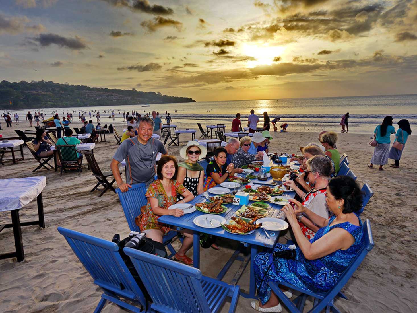 Nikmati Kelezatan 8 Tempat Makan Seafood Terpopuler di Bali